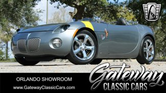 Used 2006 Pontiac Solstice Convertible w/ Premium Package image 1