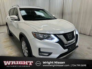 Used 2017 Nissan Rogue SV image 1