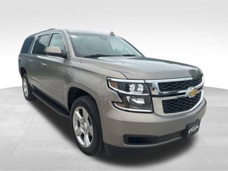 Used 2019 Chevrolet Suburban LT image 1