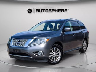 Used 2015 Nissan Pathfinder SV image 1