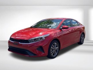 Used 2023 Kia Forte LXS image 1