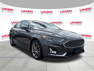 Used 2019 Ford Fusion Titanium image 1