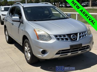 Used 2012 Nissan Rogue SV image 1