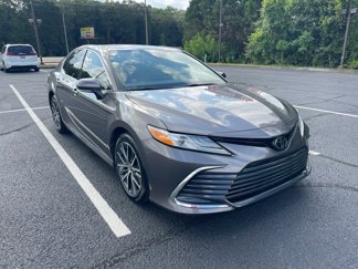 Used 2023 Toyota Camry XLE image 1