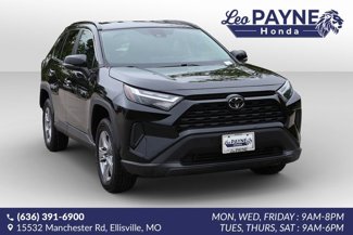 Used 2022 Toyota RAV4 XLE image 1