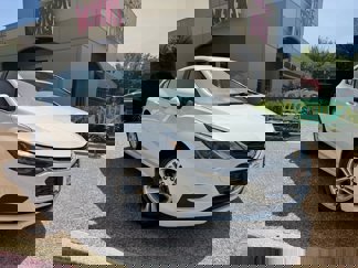 Used 2018 Chevrolet Cruze LT w/ Convenience Package image 1