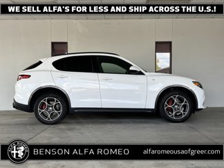 Used 2022 Alfa Romeo Stelvio Ti image 1