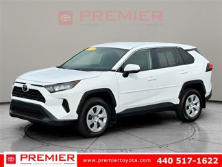 Used 2022 Toyota RAV4 LE image 1