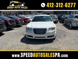Used 2011 Chrysler 300 Limited image 1
