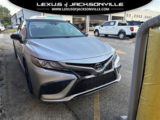 Used 2022 Toyota Camry XSE image 1