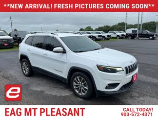 Used 2019 Jeep Cherokee Latitude Plus image 1