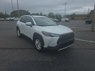 Used 2023 Toyota Corolla Cross LE image 1