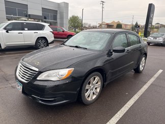 Used 2013 Chrysler 200 Touring image 1