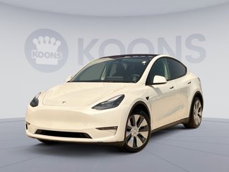Used 2023 Tesla Model Y Long Range image 1