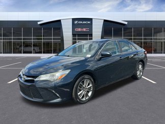 Used 2017 Toyota Camry XLE image 1