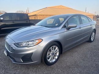 Used 2020 Ford Fusion SE image 1