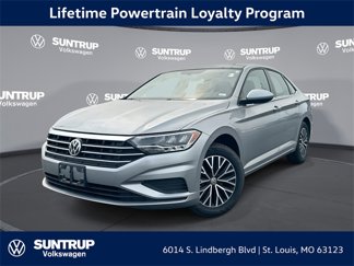 Used 2021 Volkswagen Jetta SE w/ SE Cold Weather Package image 1