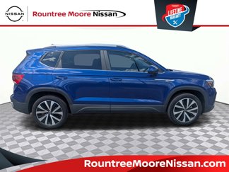 Used 2023 Volkswagen Taos SE image 1