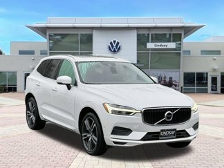 Used 2018 Volvo XC60 T5 Momentum w/ Vision Package image 1