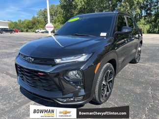 Used 2022 Chevrolet TrailBlazer RS w/ Sun and Liftgate Package image 1