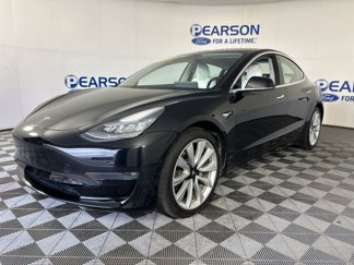 Used 2018 Tesla Model 3 Long Range image 1