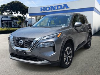 Used 2023 Nissan Rogue SV image 1