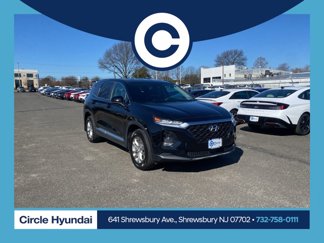 Used 2020 Hyundai Santa Fe SE image 1