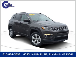 Used 2019 Jeep Compass Latitude image 1
