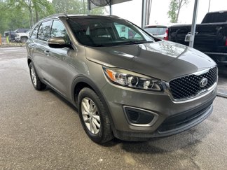 Used 2016 Kia Sorento LX w/ LX Convenience Package image 1