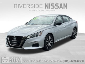 Certified 2022 Nissan Altima 2.5 SR image 1