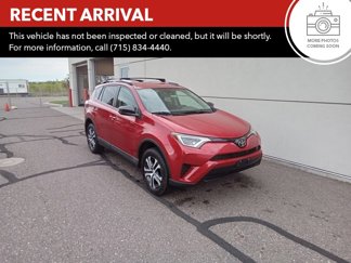 Used 2017 Toyota RAV4 LE image 1