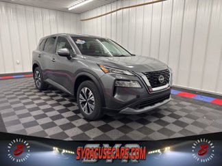 Used 2023 Nissan Rogue SV image 1
