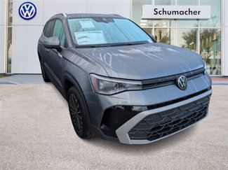New 2025 Volkswagen Taos SE image 1