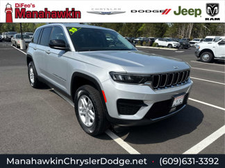 Certified 2023 Jeep Grand Cherokee Laredo w/ Trailer Tow Prep Group (B) image 1
