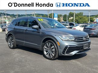 Used 2022 Volkswagen Tiguan SEL R-Line image 1