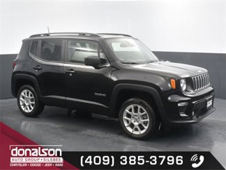 Used 2023 Jeep Renegade Latitude w/ Premium Group image 1
