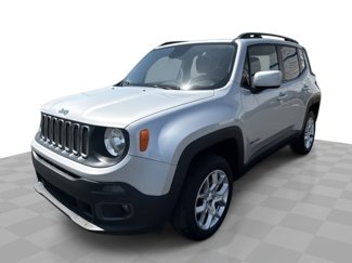 Used 2016 Jeep Renegade Latitude image 1