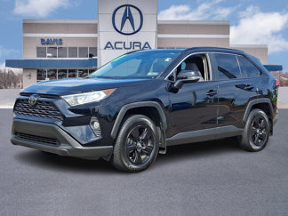 Used 2019 Toyota RAV4 XLE image 1