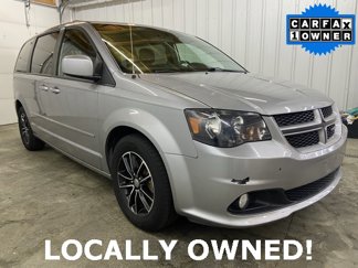 Used 2016 Dodge Grand Caravan R/T image 1
