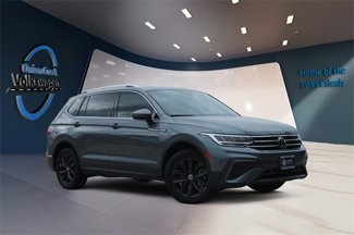 Certified 2024 Volkswagen Tiguan SE image 1