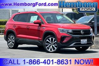 Used 2023 Volkswagen Taos SE image 1