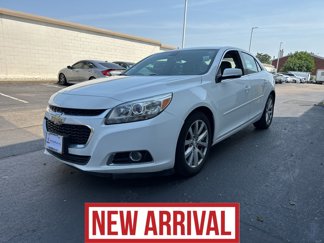 Used 2015 Chevrolet Malibu LT image 1