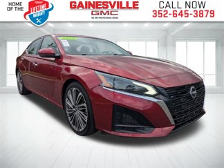 Used 2023 Nissan Altima 2.5 SL image 1