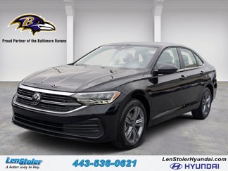 Used 2024 Volkswagen Jetta SE image 1