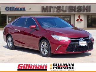 Used 2017 Toyota Camry SE image 1