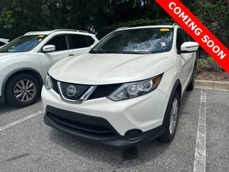 Used 2019 Nissan Rogue Sport SV image 1