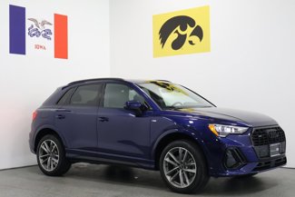 Used 2022 Audi Q3 2.0T Premium w/ Black Optic Sport Package image 1