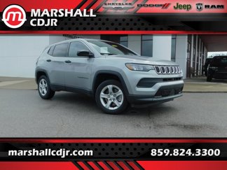 Used 2023 Jeep Compass Sport image 1