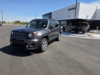 Used 2019 Jeep Renegade Latitude w/ Cold Weather Group video 1