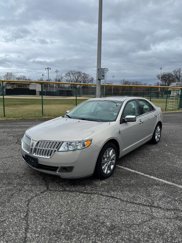 Used 2010 Lincoln MKZ AWD image 1